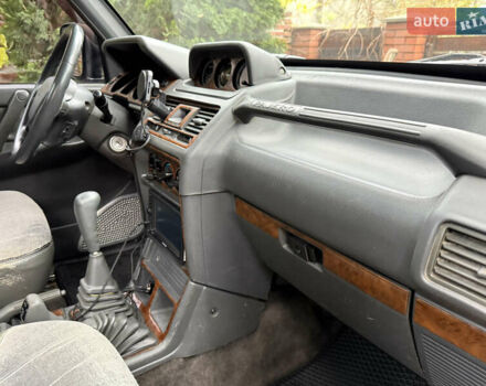 Сірий Міцубісі Паджеро, об'ємом двигуна 3.5 л та пробігом 386 тис. км за 8500 $, фото 33 на Automoto.ua