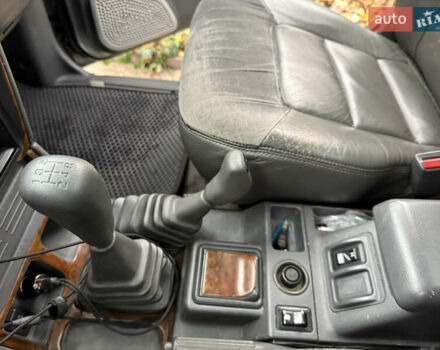 Сірий Міцубісі Паджеро, об'ємом двигуна 3.5 л та пробігом 386 тис. км за 8500 $, фото 16 на Automoto.ua