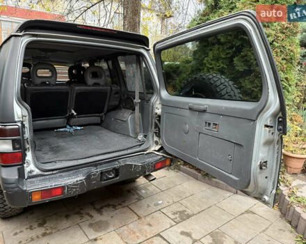 Сірий Міцубісі Паджеро, об'ємом двигуна 3.5 л та пробігом 386 тис. км за 8500 $, фото 7 на Automoto.ua