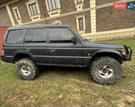 Сірий Міцубісі Паджеро, об'ємом двигуна 3 л та пробігом 200 тис. км за 6000 $, фото 2 на Automoto.ua