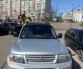 Сірий Міцубісі Паджеро, об'ємом двигуна 3.2 л та пробігом 280 тис. км за 4200 $, фото 1 на Automoto.ua