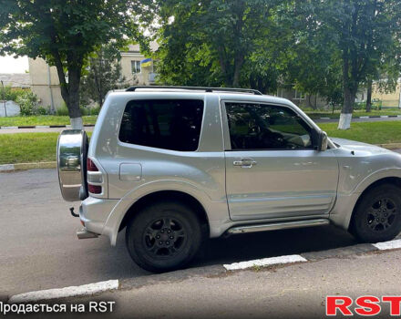 Серый Мицубиси Паджеро, объемом двигателя 3.2 л и пробегом 211 тыс. км за 9900 $, фото 6 на Automoto.ua