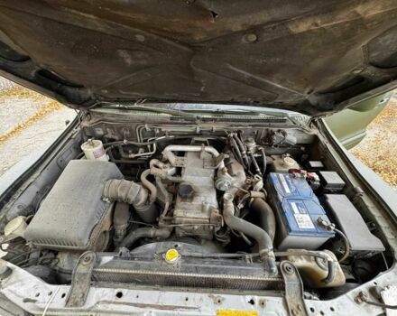 Серый Мицубиси Паджеро, объемом двигателя 3.2 л и пробегом 380 тыс. км за 5000 $, фото 4 на Automoto.ua