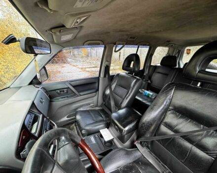 Серый Мицубиси Паджеро, объемом двигателя 3.2 л и пробегом 380 тыс. км за 5000 $, фото 9 на Automoto.ua