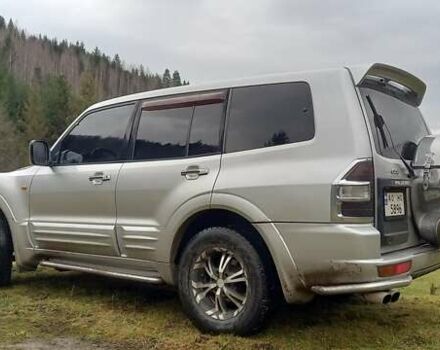 Серый Мицубиси Паджеро, объемом двигателя 3.5 л и пробегом 316 тыс. км за 7400 $, фото 2 на Automoto.ua