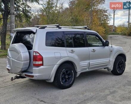 Сірий Міцубісі Паджеро, об'ємом двигуна 3.5 л та пробігом 266 тис. км за 6000 $, фото 9 на Automoto.ua