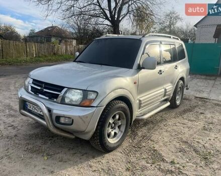 Сірий Міцубісі Паджеро, об'ємом двигуна 3.5 л та пробігом 318 тис. км за 5999 $, фото 5 на Automoto.ua
