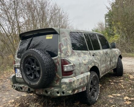 Серый Мицубиси Паджеро, объемом двигателя 3.2 л и пробегом 250 тыс. км за 4000 $, фото 5 на Automoto.ua
