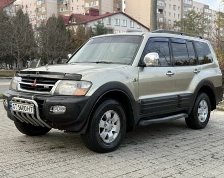 Серый Мицубиси Паджеро, объемом двигателя 3.5 л и пробегом 250 тыс. км за 6800 $, фото 1 на Automoto.ua