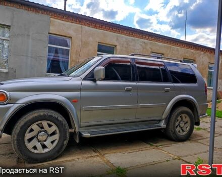 Серый Мицубиси Паджеро, объемом двигателя 3 л и пробегом 327 тыс. км за 7000 $, фото 4 на Automoto.ua