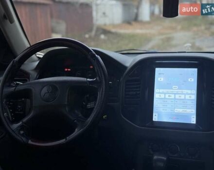 Серый Мицубиси Паджеро, объемом двигателя 3.5 л и пробегом 250 тыс. км за 6800 $, фото 6 на Automoto.ua