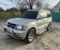 Сірий Міцубісі Паджеро, об'ємом двигуна 3.5 л та пробігом 400 тис. км за 6800 $, фото 1 на Automoto.ua
