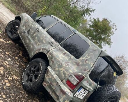 Серый Мицубиси Паджеро, объемом двигателя 3.2 л и пробегом 250 тыс. км за 4000 $, фото 4 на Automoto.ua