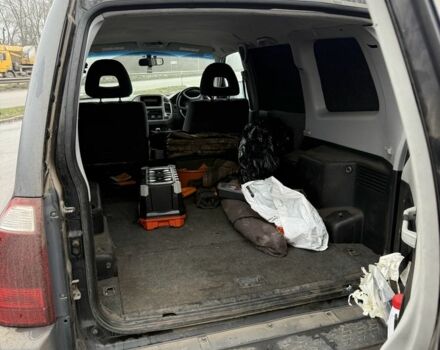 Серый Мицубиси Паджеро, объемом двигателя 3.2 л и пробегом 360 тыс. км за 3673 $, фото 5 на Automoto.ua