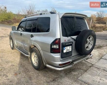 Сірий Міцубісі Паджеро, об'ємом двигуна 3.5 л та пробігом 318 тис. км за 5999 $, фото 4 на Automoto.ua