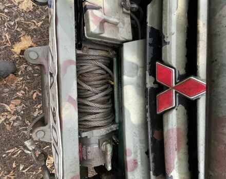 Серый Мицубиси Паджеро, объемом двигателя 3.2 л и пробегом 250 тыс. км за 4000 $, фото 11 на Automoto.ua