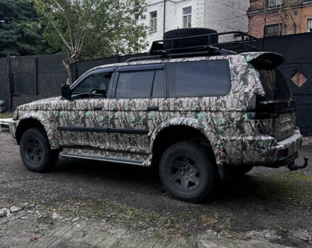 Серый Мицубиси Паджеро, объемом двигателя 3 л и пробегом 230 тыс. км за 5900 $, фото 5 на Automoto.ua