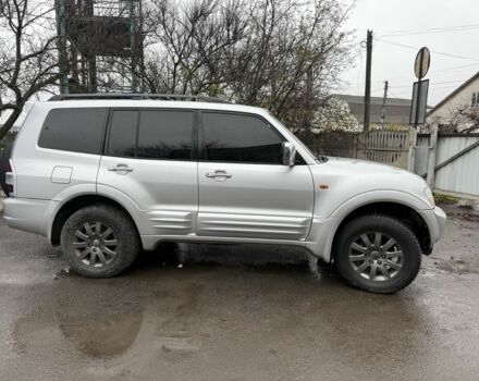 Серый Мицубиси Паджеро, объемом двигателя 3.2 л и пробегом 354 тыс. км за 8300 $, фото 3 на Automoto.ua