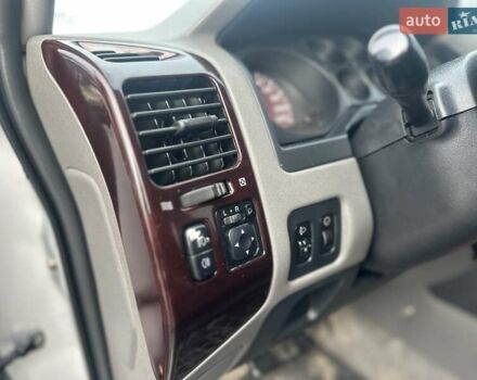 Серый Мицубиси Паджеро, объемом двигателя 3.5 л и пробегом 299 тыс. км за 6700 $, фото 49 на Automoto.ua