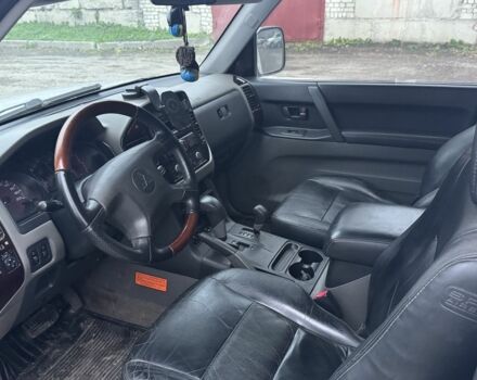 Сірий Міцубісі Паджеро, об'ємом двигуна 0 л та пробігом 200 тис. км за 1500 $, фото 5 на Automoto.ua