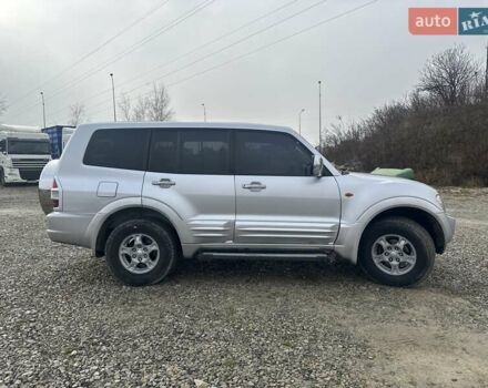 Серый Мицубиси Паджеро, объемом двигателя 3.5 л и пробегом 299 тыс. км за 6700 $, фото 17 на Automoto.ua