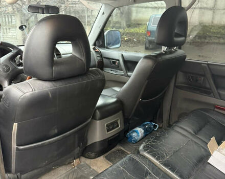 Сірий Міцубісі Паджеро, об'ємом двигуна 3.2 л та пробігом 354 тис. км за 8300 $, фото 10 на Automoto.ua