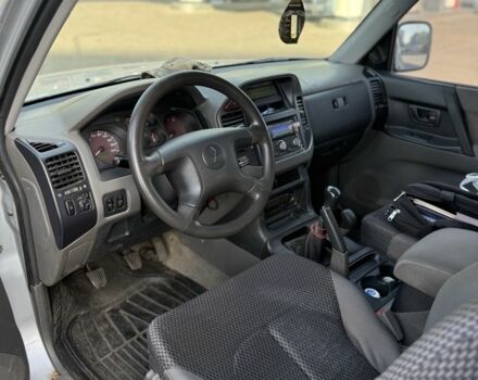 Сірий Міцубісі Паджеро, об'ємом двигуна 3.2 л та пробігом 126 тис. км за 4000 $, фото 4 на Automoto.ua