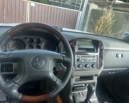 Серый Мицубиси Паджеро, объемом двигателя 3.2 л и пробегом 320 тыс. км за 5804 $, фото 1 на Automoto.ua