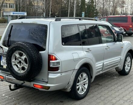 Сірий Міцубісі Паджеро, об'ємом двигуна 3.2 л та пробігом 400 тис. км за 3850 $, фото 4 на Automoto.ua
