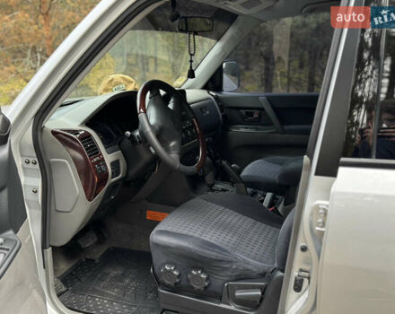 Мицубиси Паджеро 2002 в Луцке на Automoto.ua Серый Мицубиси Паджеро, объемом двигателя 3.2 л и пробегом 337 тыс. км за 8900 $, фото 10 на Automoto.ua