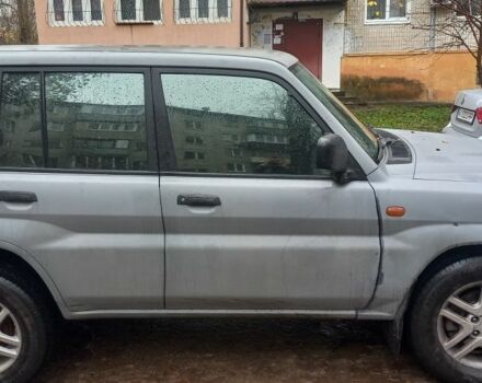 Сірий Міцубісі Паджеро, об'ємом двигуна 1.8 л та пробігом 146 тис. км за 4550 $, фото 3 на Automoto.ua