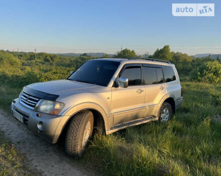 Сірий Міцубісі Паджеро, об'ємом двигуна 3.5 л та пробігом 325 тис. км за 8500 $, фото 63 на Automoto.ua