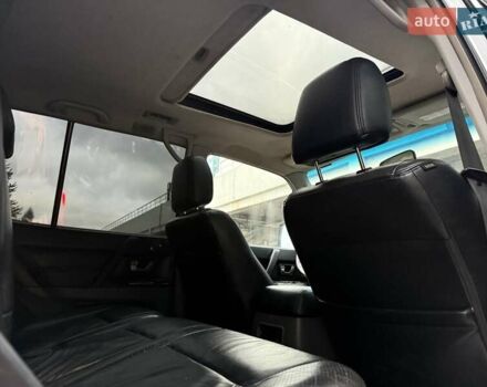 Серый Мицубиси Паджеро, объемом двигателя 3.5 л и пробегом 395 тыс. км за 5999 $, фото 45 на Automoto.ua