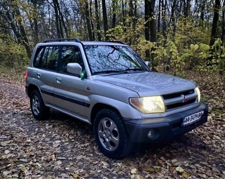 Серый Мицубиси Паджеро, объемом двигателя 2 л и пробегом 260 тыс. км за 4500 $, фото 5 на Automoto.ua