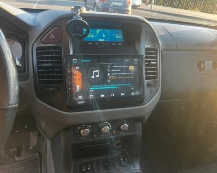 Міцубісі Паджеро 2003 у Сумах на Automoto.ua Сірий Міцубісі Паджеро, об'ємом двигуна 3.2 л та пробігом 355 тис. км за 6500 $, фото 3 на Automoto.ua