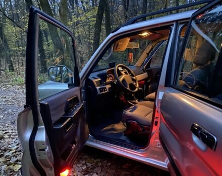 Серый Мицубиси Паджеро, объемом двигателя 2 л и пробегом 260 тыс. км за 4500 $, фото 6 на Automoto.ua