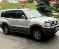 Серый Мицубиси Паджеро, объемом двигателя 3.5 л и пробегом 395 тыс. км за 5999 $, фото 1 на Automoto.ua
