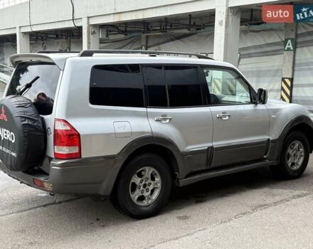 Серый Мицубиси Паджеро, объемом двигателя 3.5 л и пробегом 395 тыс. км за 5999 $, фото 5 на Automoto.ua