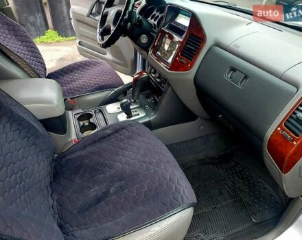 Серый Мицубиси Паджеро, объемом двигателя 3 л и пробегом 387 тыс. км за 5999 $, фото 13 на Automoto.ua