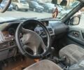 Серый Мицубиси Паджеро, объемом двигателя 3 л и пробегом 389 тыс. км за 3750 $, фото 3 на Automoto.ua