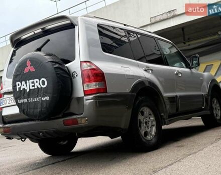 Серый Мицубиси Паджеро, объемом двигателя 3.5 л и пробегом 395 тыс. км за 5999 $, фото 21 на Automoto.ua