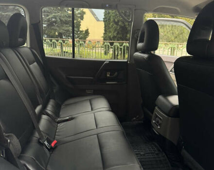 Серый Мицубиси Паджеро, объемом двигателя 3.2 л и пробегом 481 тыс. км за 7300 $, фото 15 на Automoto.ua