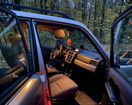 Серый Мицубиси Паджеро, объемом двигателя 2 л и пробегом 260 тыс. км за 4500 $, фото 7 на Automoto.ua