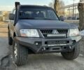 Серый Мицубиси Паджеро, объемом двигателя 3.2 л и пробегом 450 тыс. км за 10000 $, фото 1 на Automoto.ua