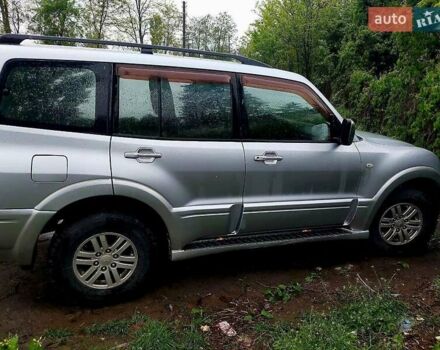 Сірий Міцубісі Паджеро, об'ємом двигуна 3.5 л та пробігом 498 тис. км за 7700 $, фото 1 на Automoto.ua