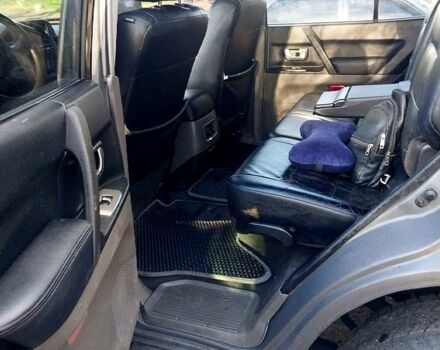 Серый Мицубиси Паджеро, объемом двигателя 3.2 л и пробегом 450 тыс. км за 9999 $, фото 8 на Automoto.ua