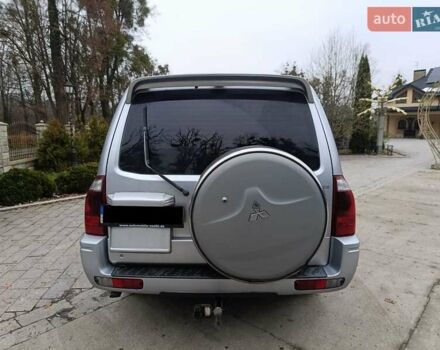 Серый Мицубиси Паджеро, объемом двигателя 3.5 л и пробегом 290 тыс. км за 7500 $, фото 2 на Automoto.ua