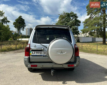 Серый Мицубиси Паджеро, объемом двигателя 3.5 л и пробегом 192 тыс. км за 7900 $, фото 4 на Automoto.ua