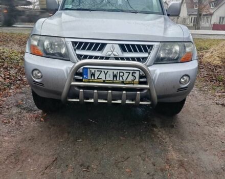 Серый Мицубиси Паджеро, объемом двигателя 3.2 л и пробегом 342 тыс. км за 6000 $, фото 1 на Automoto.ua