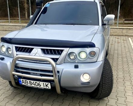 Серый Мицубиси Паджеро, объемом двигателя 3.5 л и пробегом 190 тыс. км за 8500 $, фото 4 на Automoto.ua